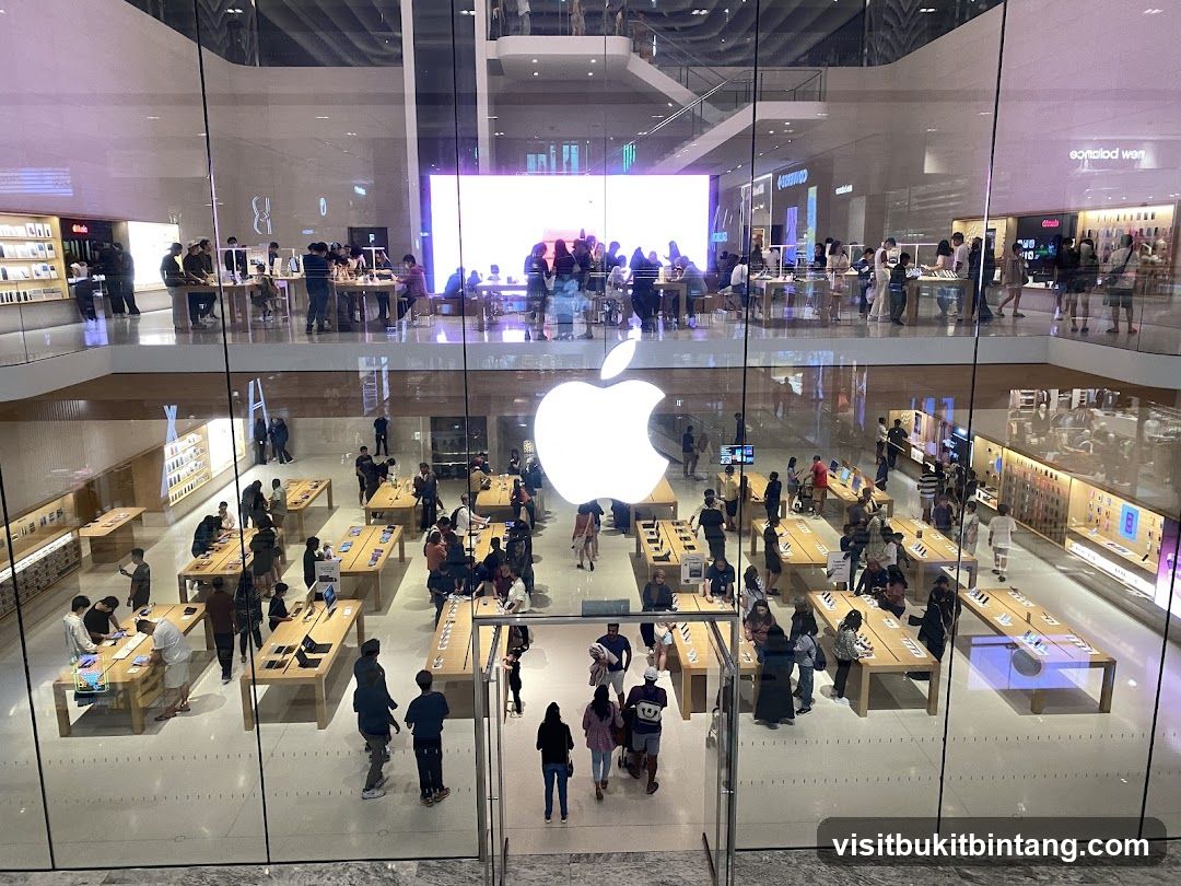 Apple Store Interior