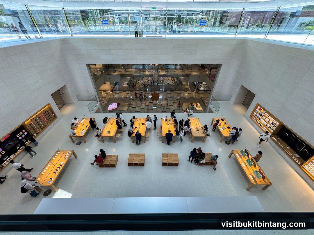 Apple Store Interior