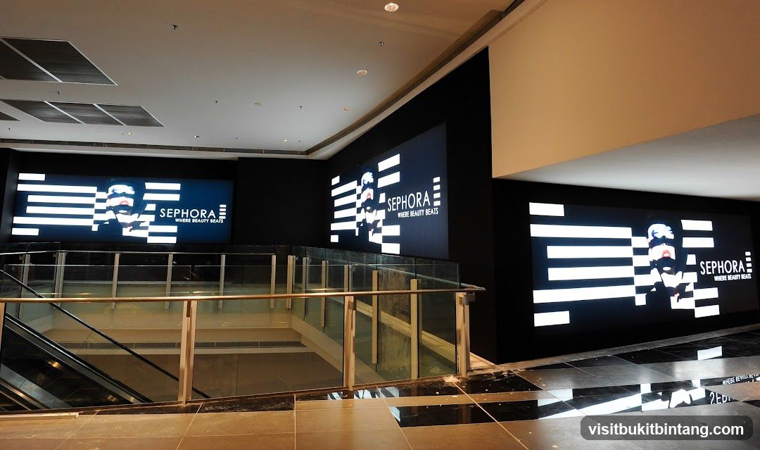 Sephora Digital Displays