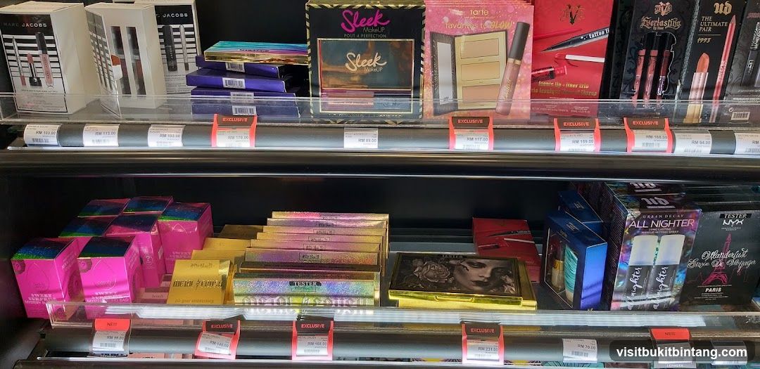 Cosmetics Display