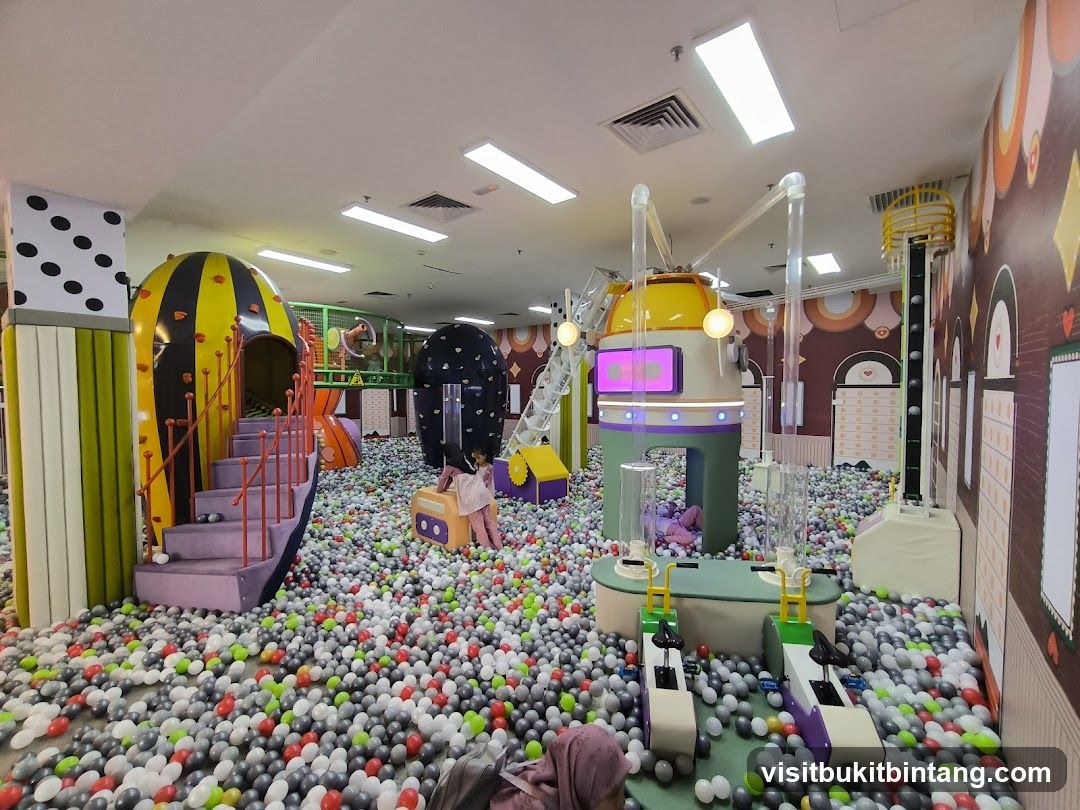 Indoor Playground with Ball Pit