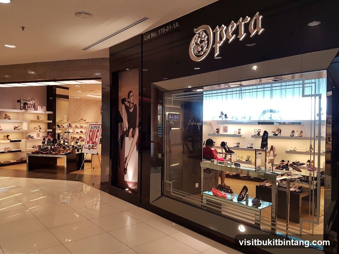 Opera (Gurney Plaza)