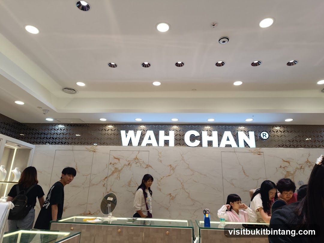 Wah Chan Mid Valley Megamall