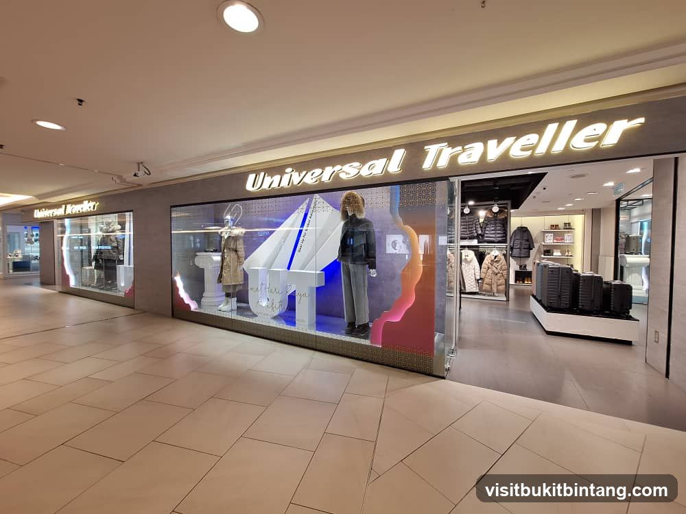 Universal Traveller - Mid Valley Megamall