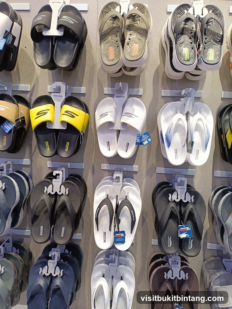 Skechers Flip-flops and Slides