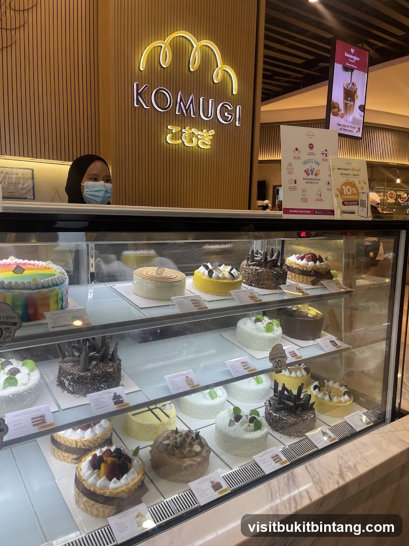 Komugi Bakery Display