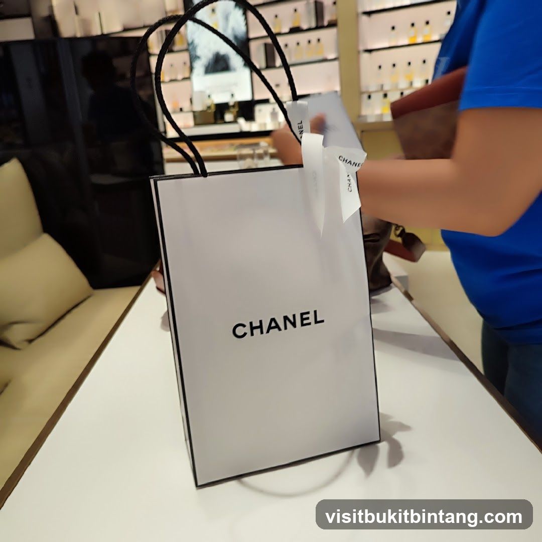 Chanel Shopping Bag
