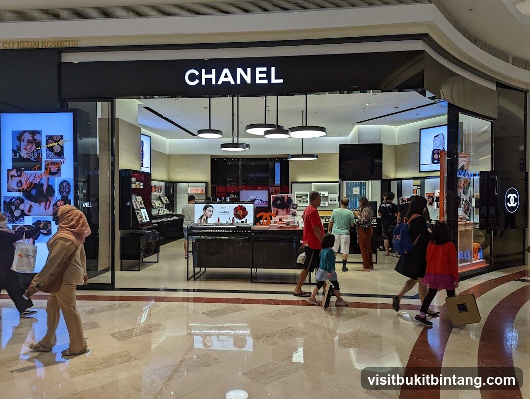 Chanel Storefront
