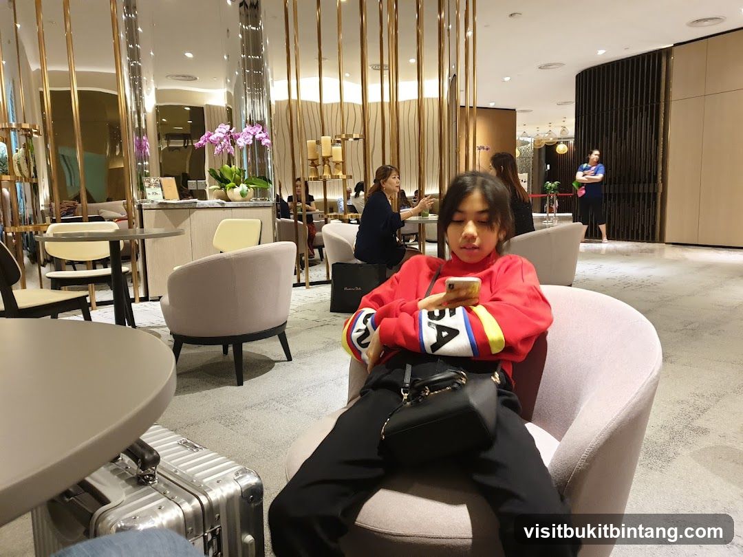 Lounge Area
