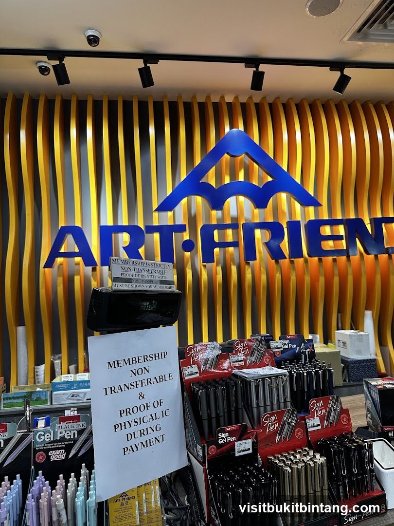Art Friend Store Display