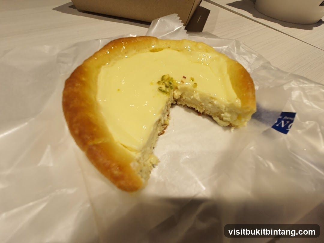 Cream Tart with Pistachios