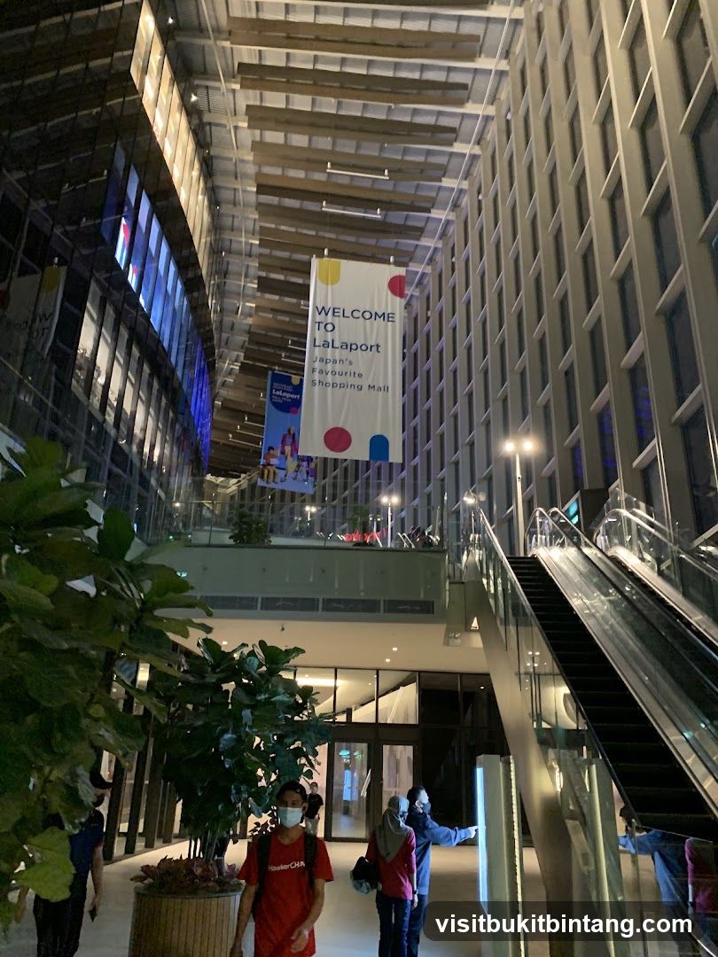 LaPort Shopping Mall Interior