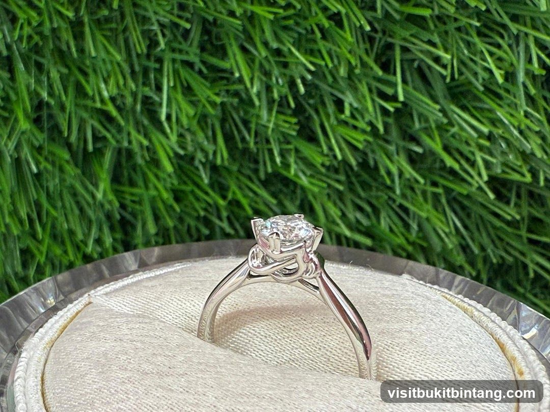 Diamond Engagement Ring