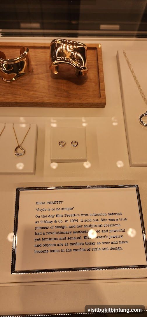 Elsa Peretti Jewelry Display