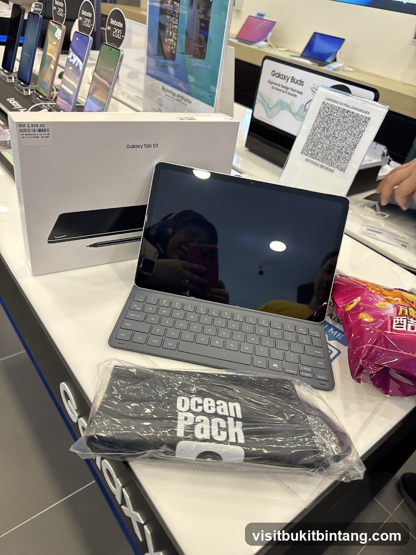 Samsung Galaxy Tab S11 Display