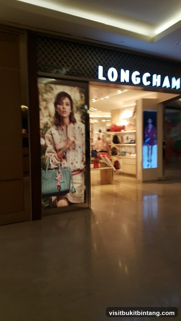 Longchamp Storefront
