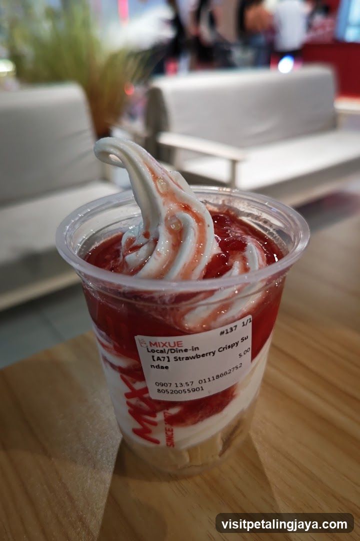 Strawberry Crispy Sundae at MIXUE
