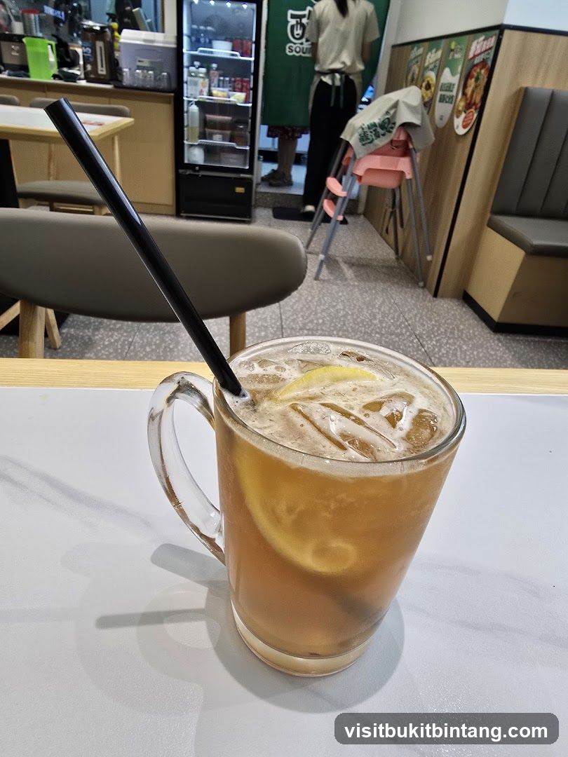 Iced Tea with Lemon