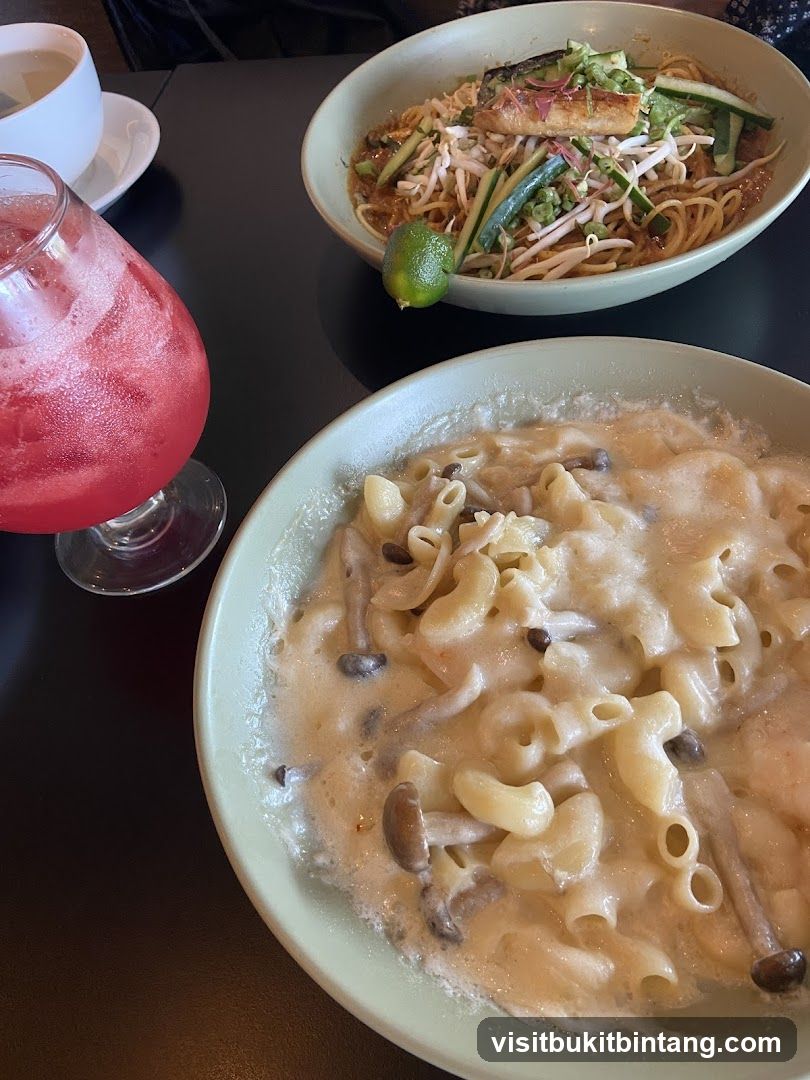 Creamy Pasta and Noodle Dish