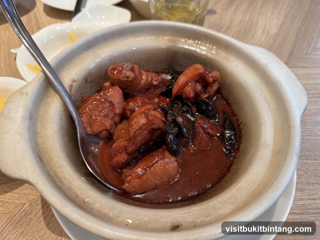 Clay Pot Chicken with Mushrooms