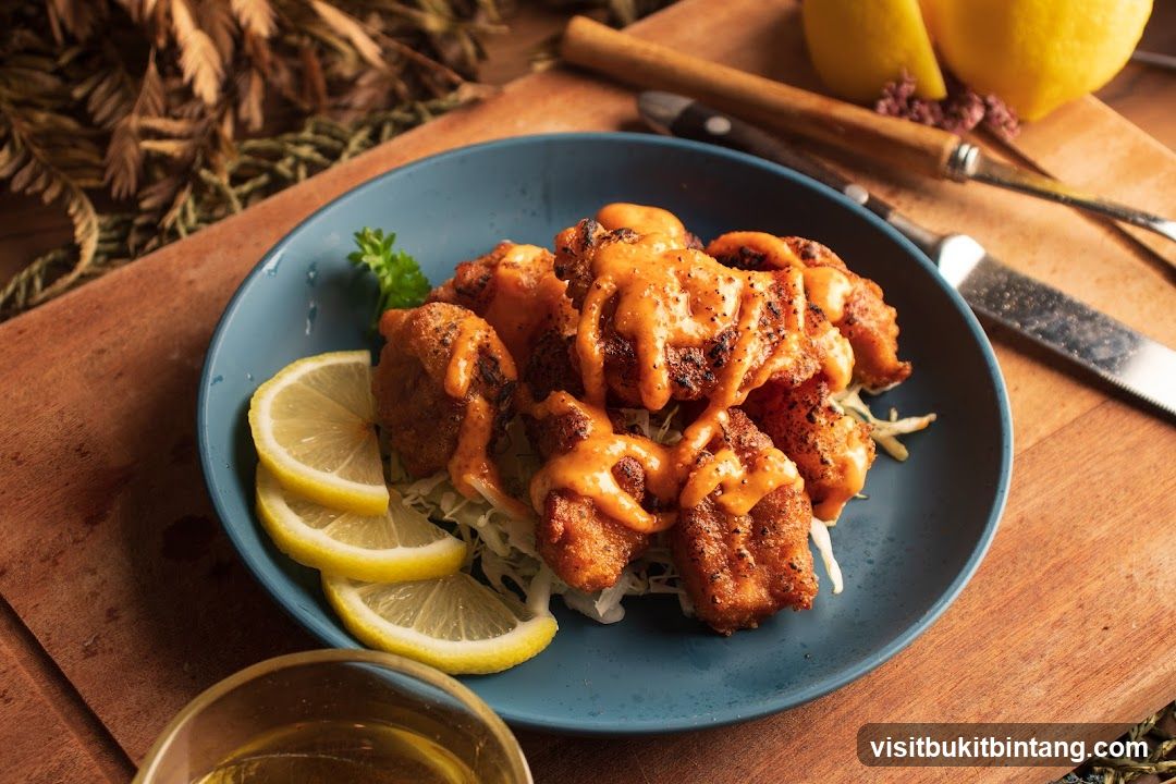 Fried Chicken with Sauce
