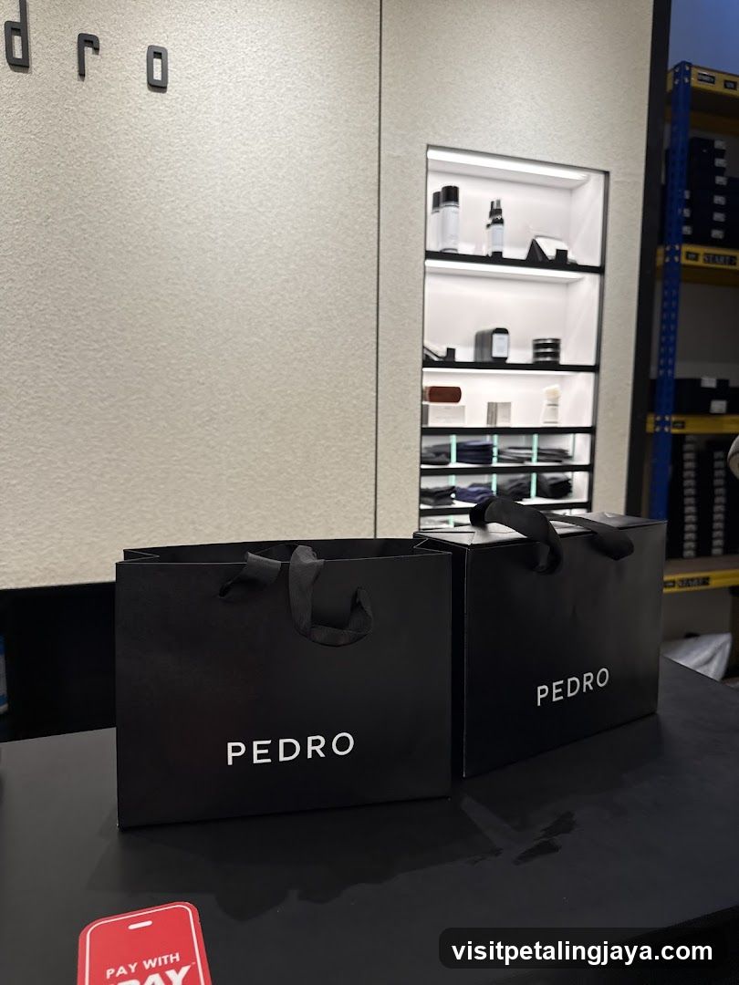 Pedro Store Interior Display