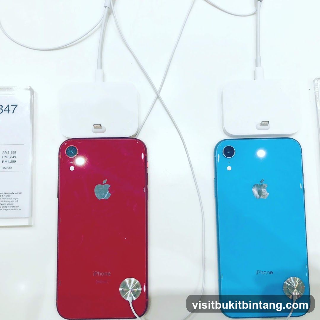 iPhones on Display