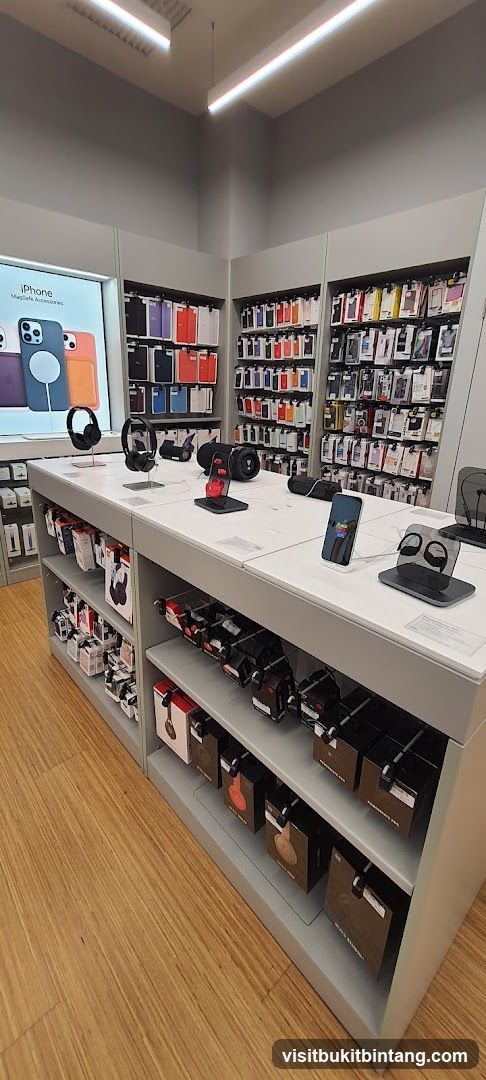 Electronics Store Display