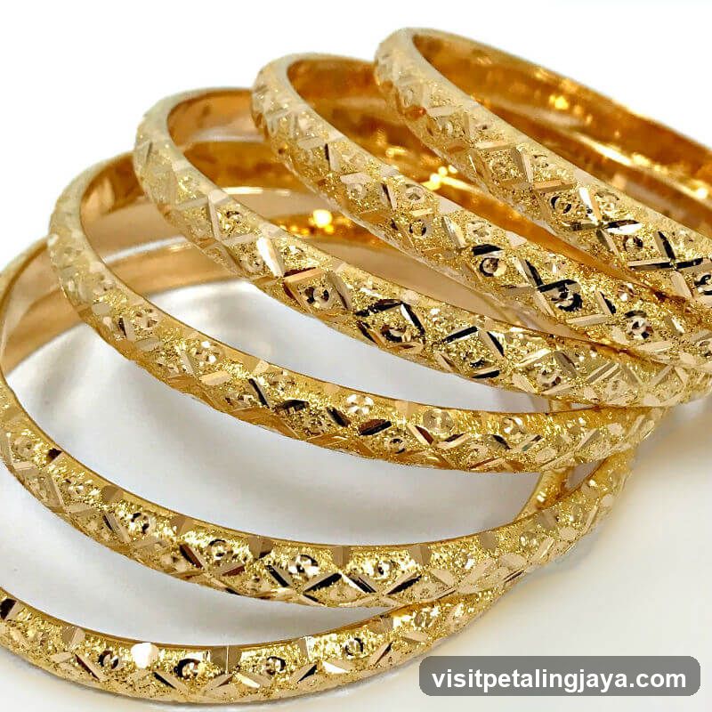 Gold Bangle Set