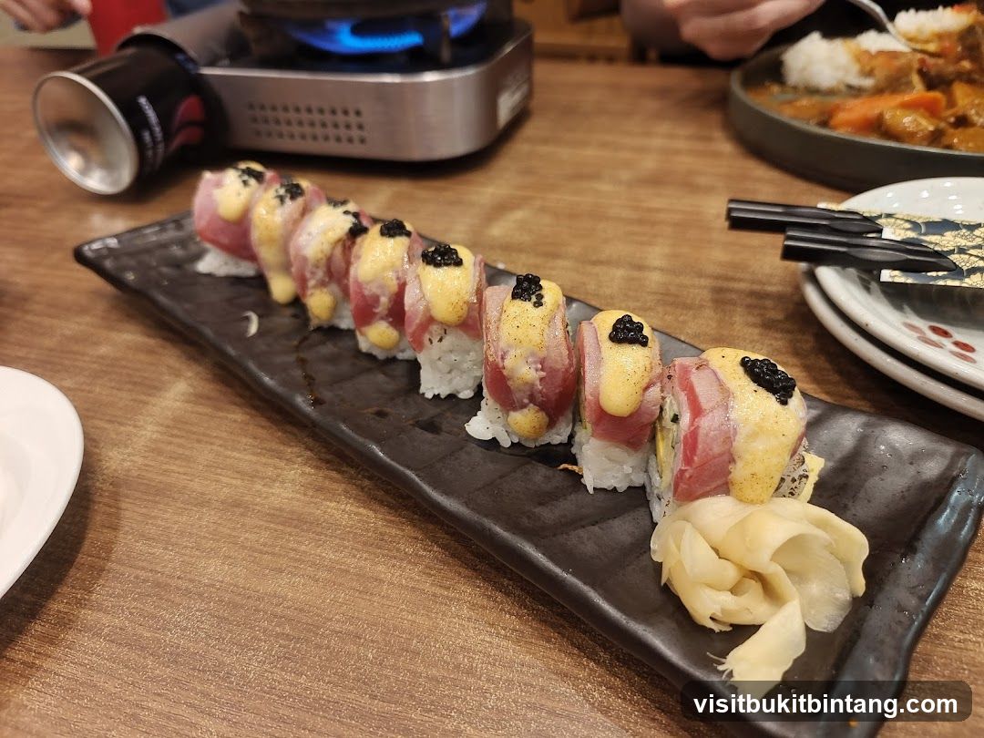 Tuna Sushi Roll