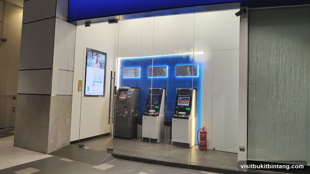 Standard Chartered Gurney Paragon Mall Branch