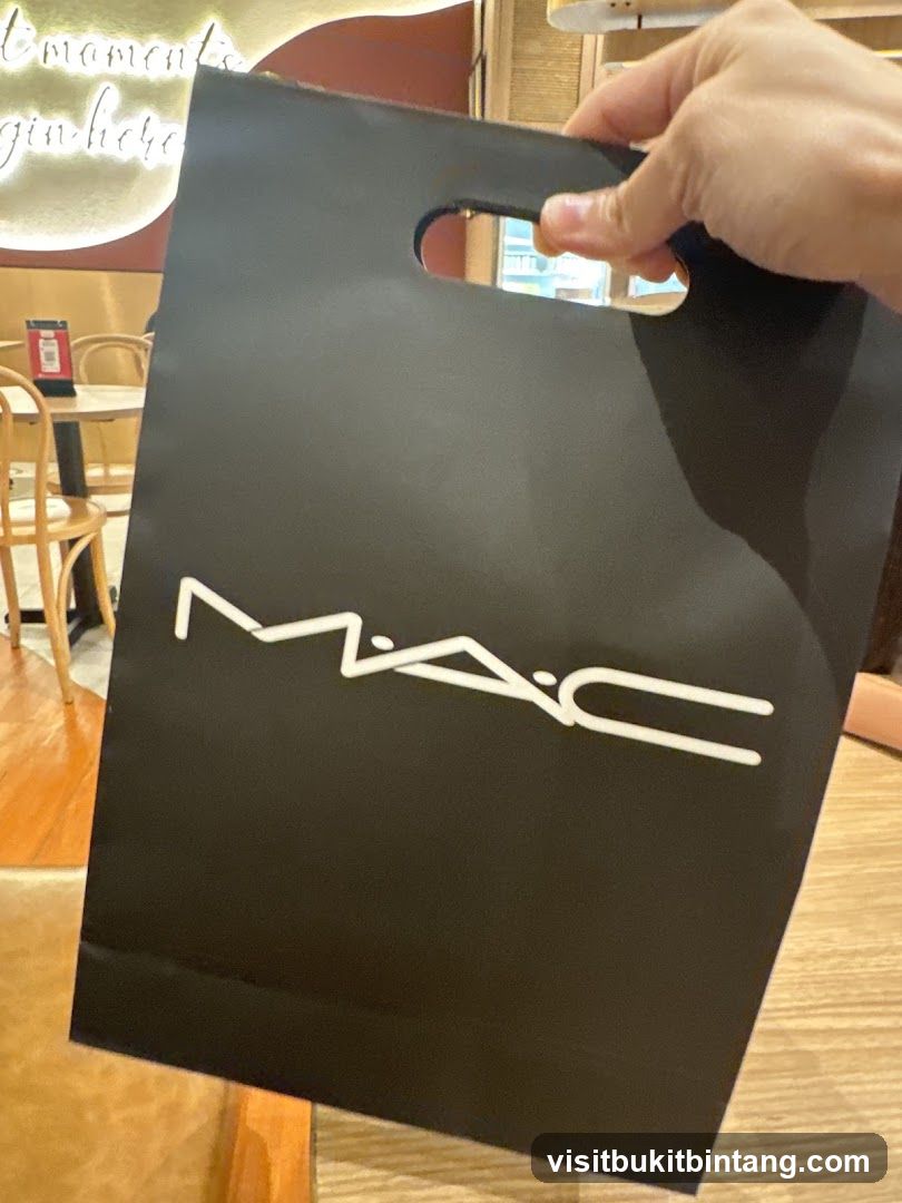 MAC Shopping Bag