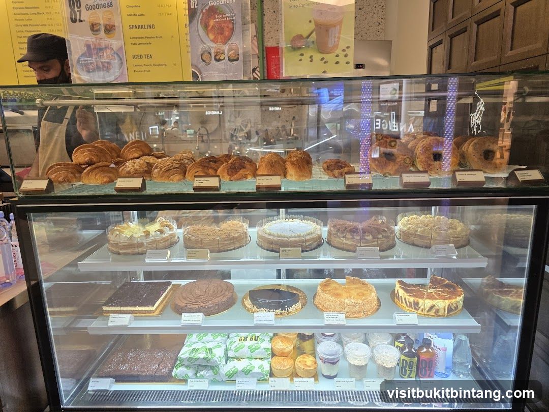 Eight Ounce Coffee Co. | The Gardens Mall