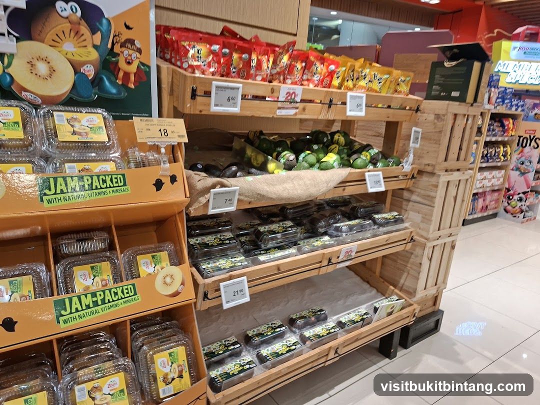 Grocery Store Produce and Packaged Goods Display