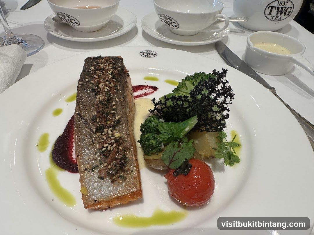 Salmon dish with vegetables