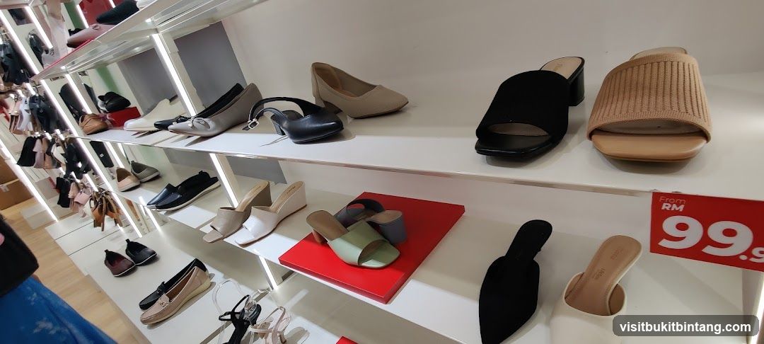 Shoe Display