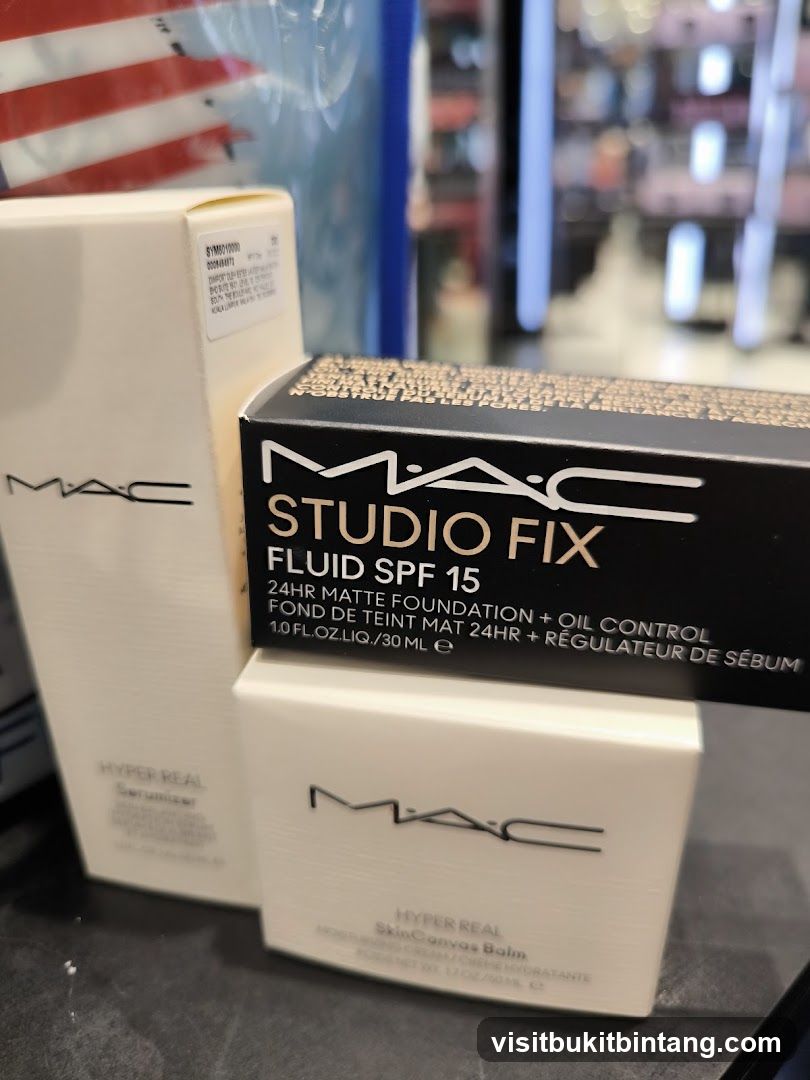 MAC Studio Fix Fluid SPF 15 Foundation