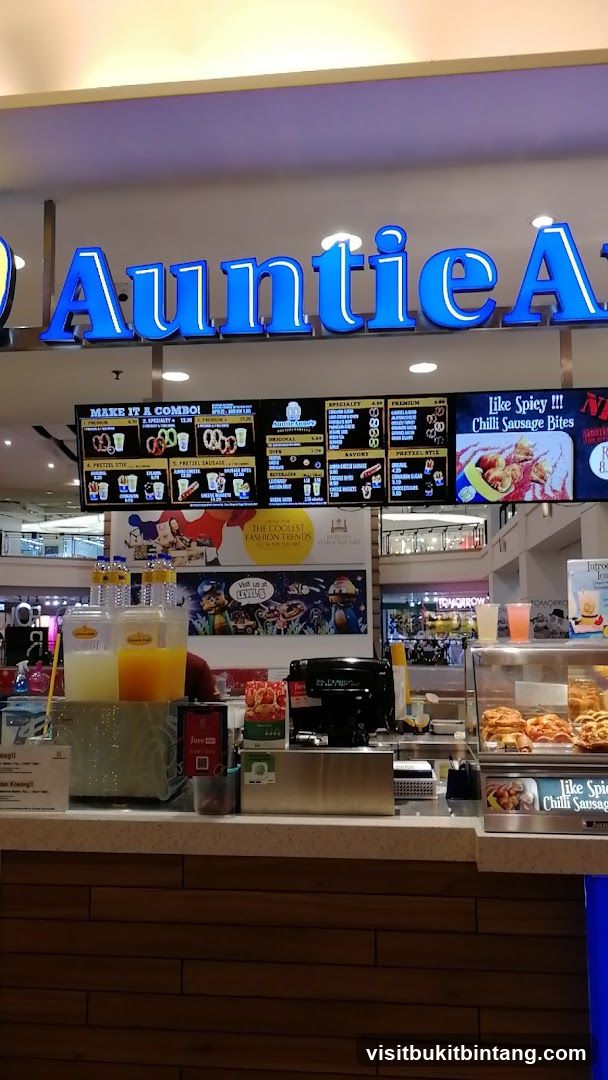 Auntie Anne's Food Stall