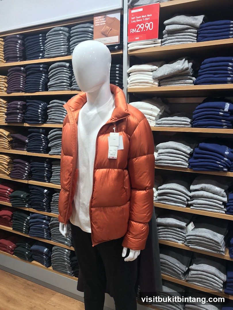 Mannequin wearing a puffer jacket