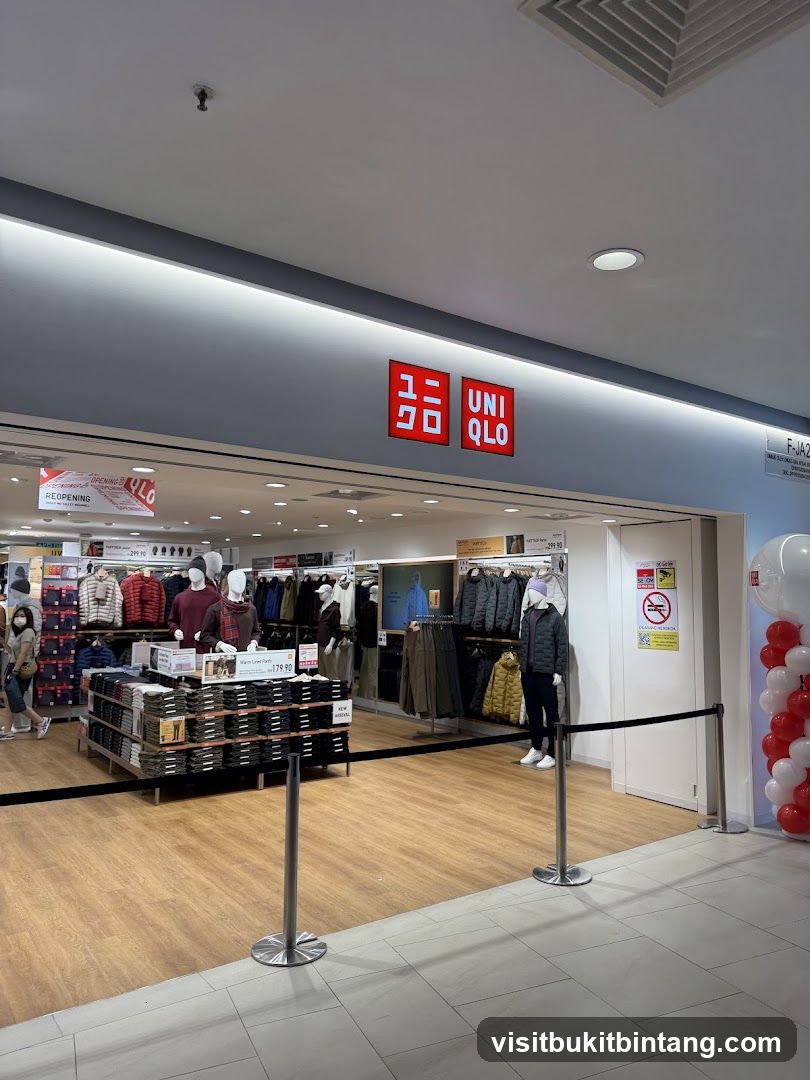 UNIQLO Mid Valley Megamall