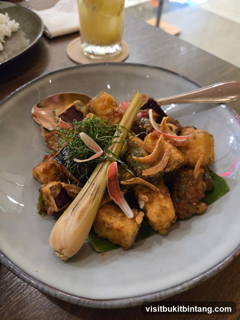Fried Fish Dish with Lemongrass