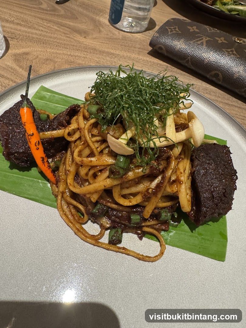 Noodles with Meat and Chili