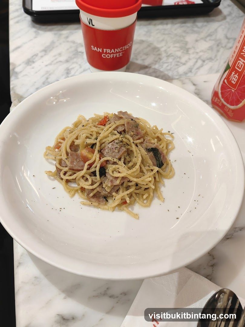 Spaghetti with Ham and Tomatoes