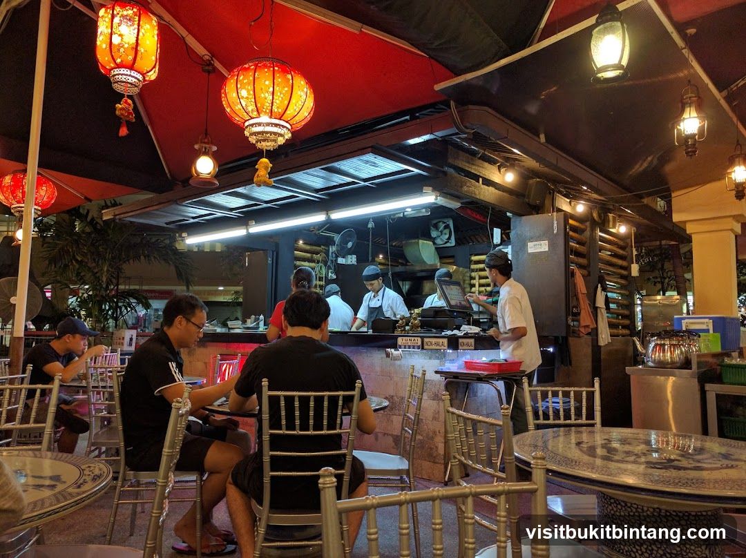 Outdoor Restaurant Seating