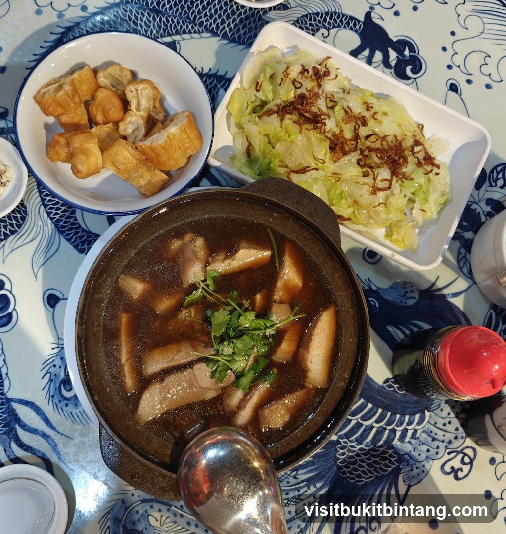 Pork Rib Soup with Sides