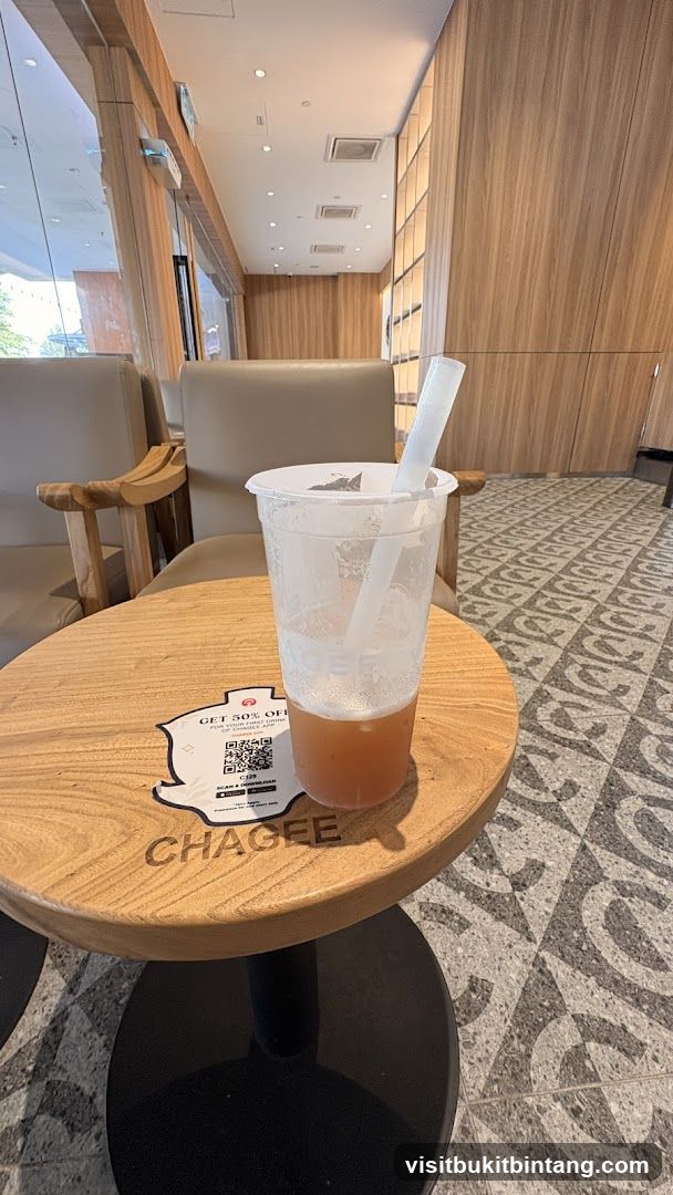 CHAGEE Drink on Table