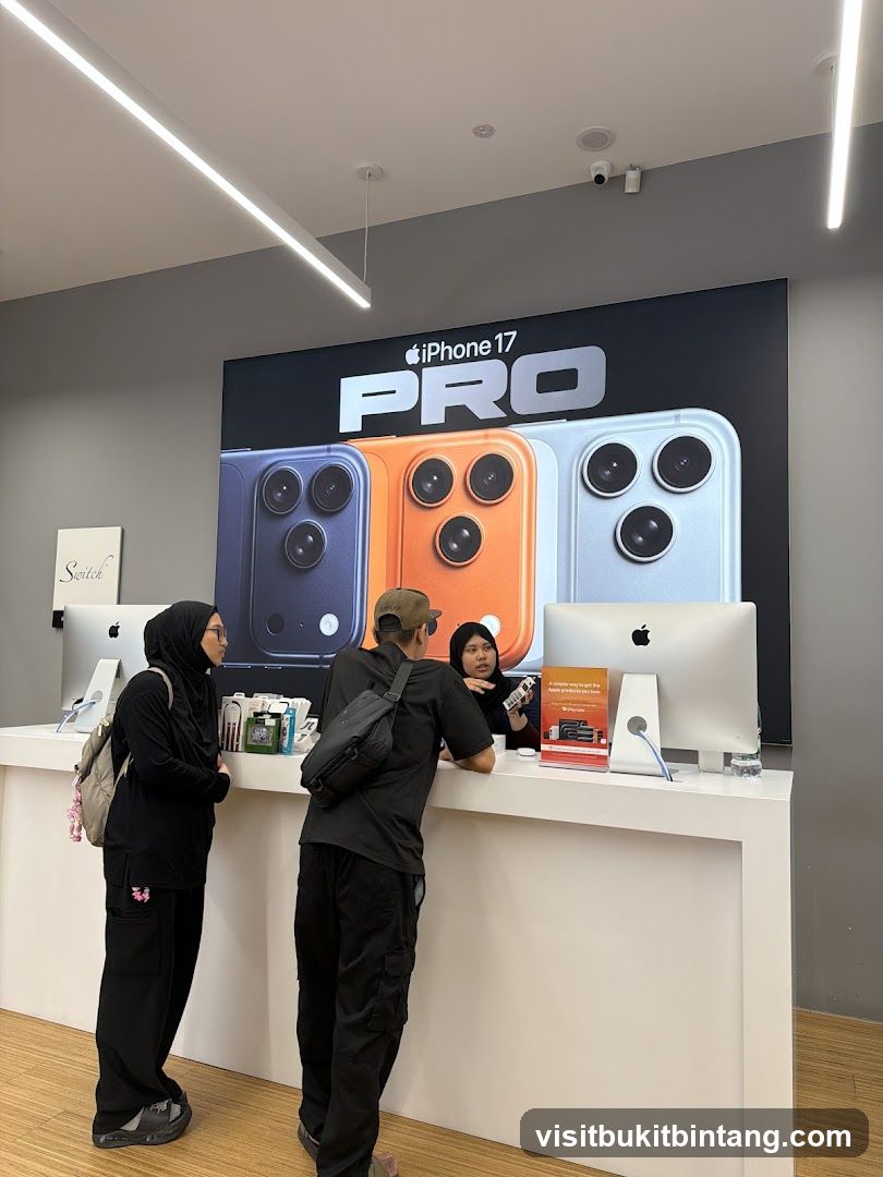 Apple Store Counter