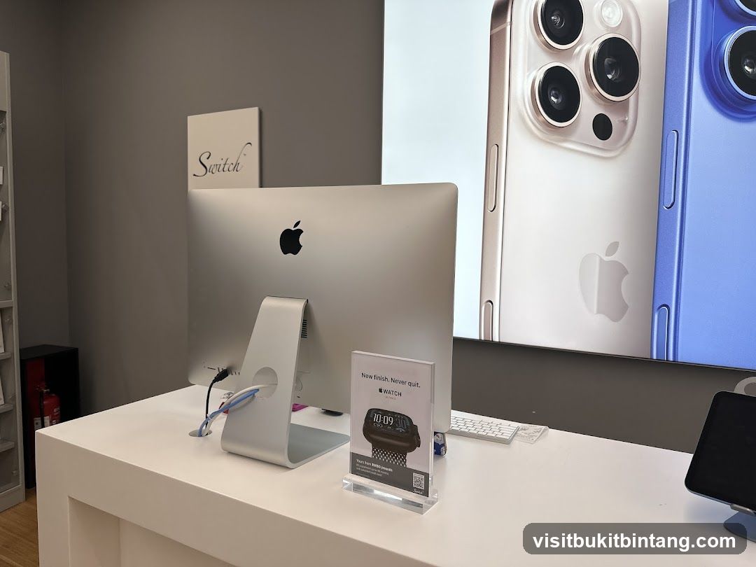 Apple Store Display