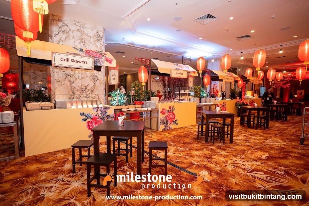 Buffet stations with Chinese lanterns