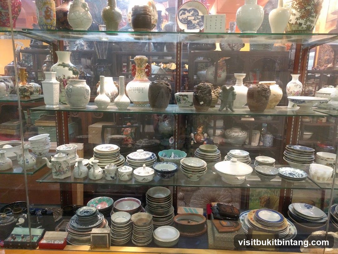 Display of Antiques and Collectibles
